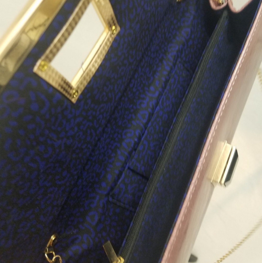 Clutch Purse - Picture 4 of 6